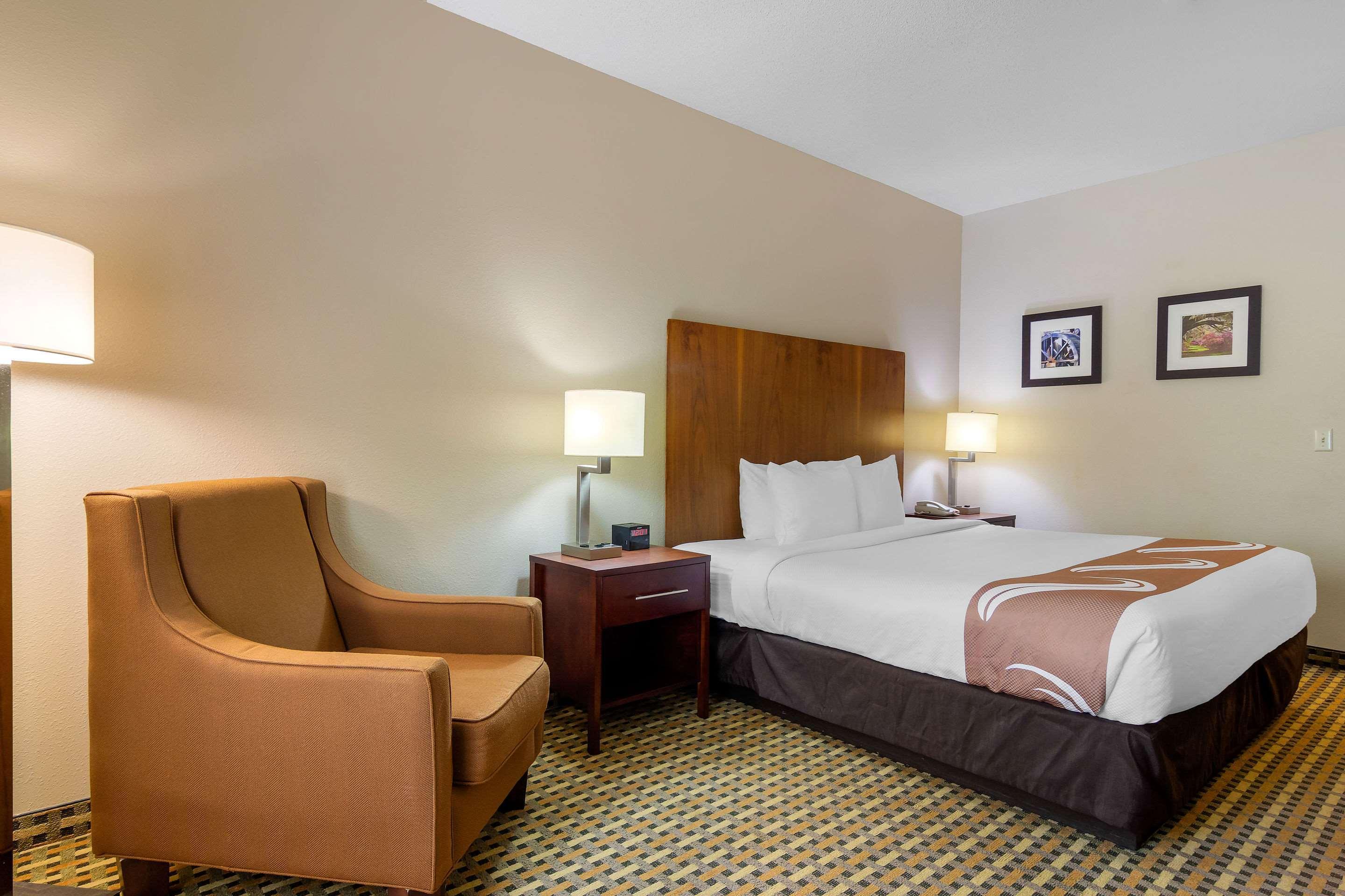 Quality Inn & Suites Decatur - Atlanta East Lithonia Bagian luar foto
