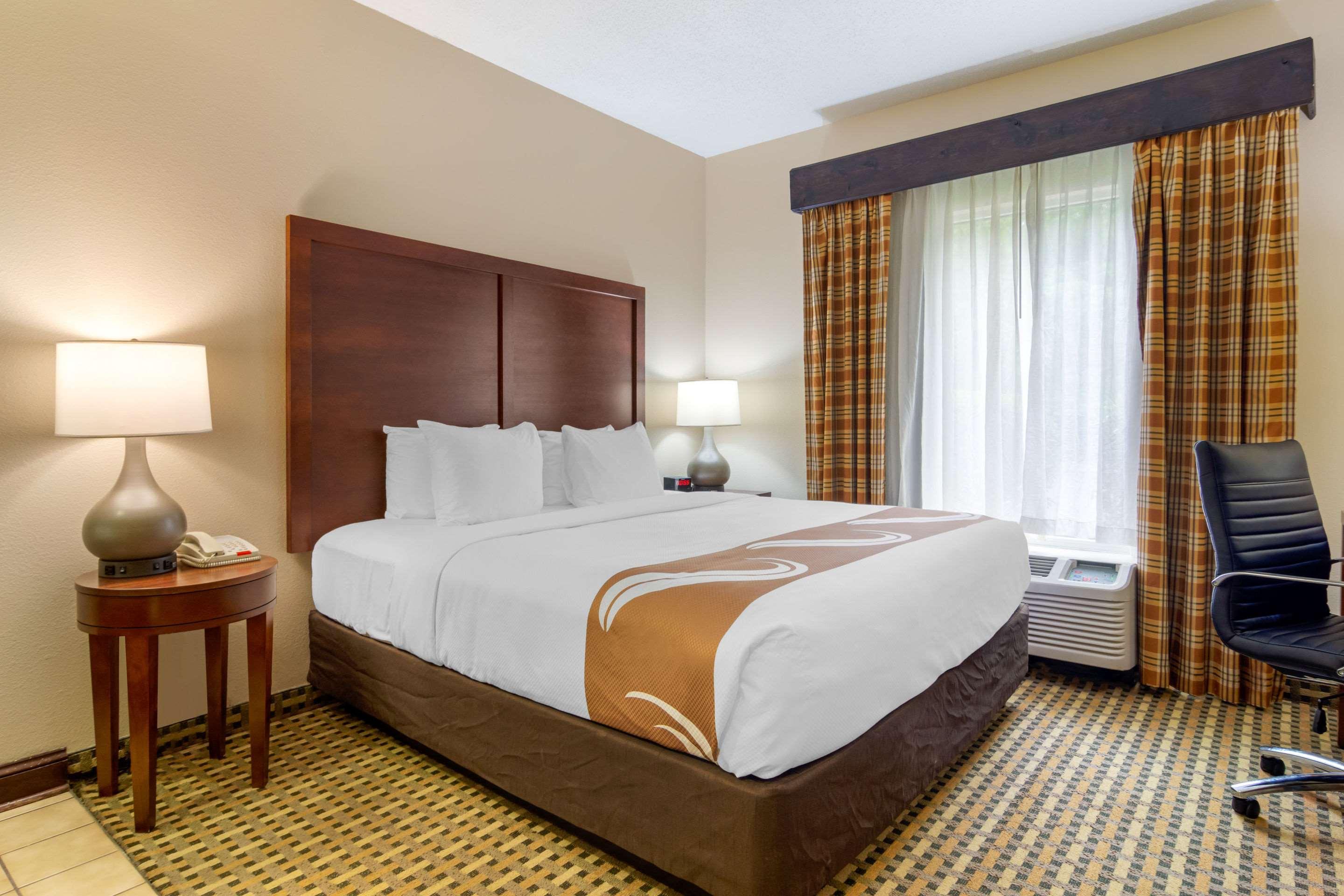 Quality Inn & Suites Decatur - Atlanta East Lithonia Bagian luar foto