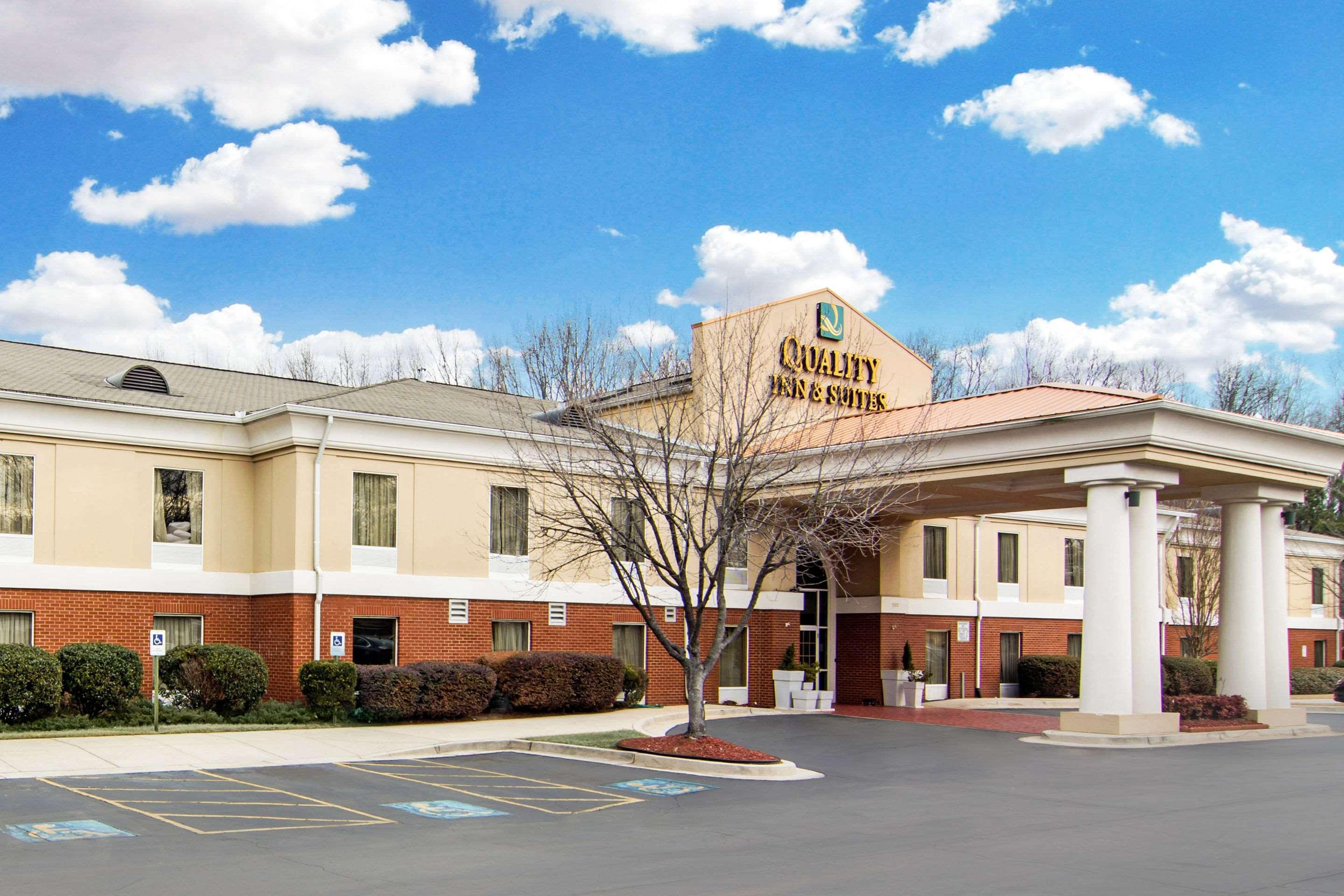 Quality Inn & Suites Decatur - Atlanta East Lithonia Bagian luar foto