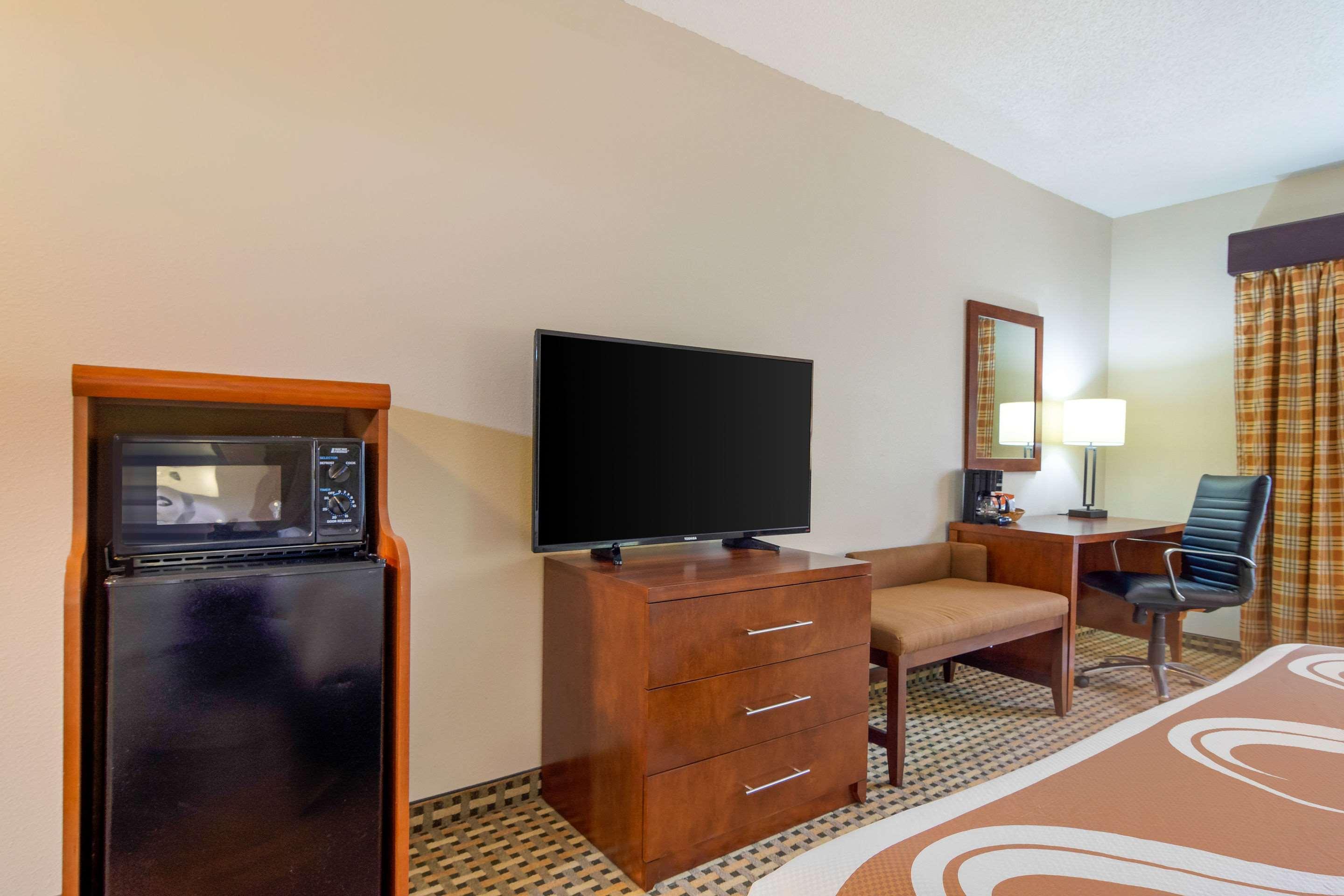Quality Inn & Suites Decatur - Atlanta East Lithonia Bagian luar foto